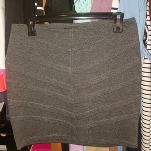 Detailed mini skirt